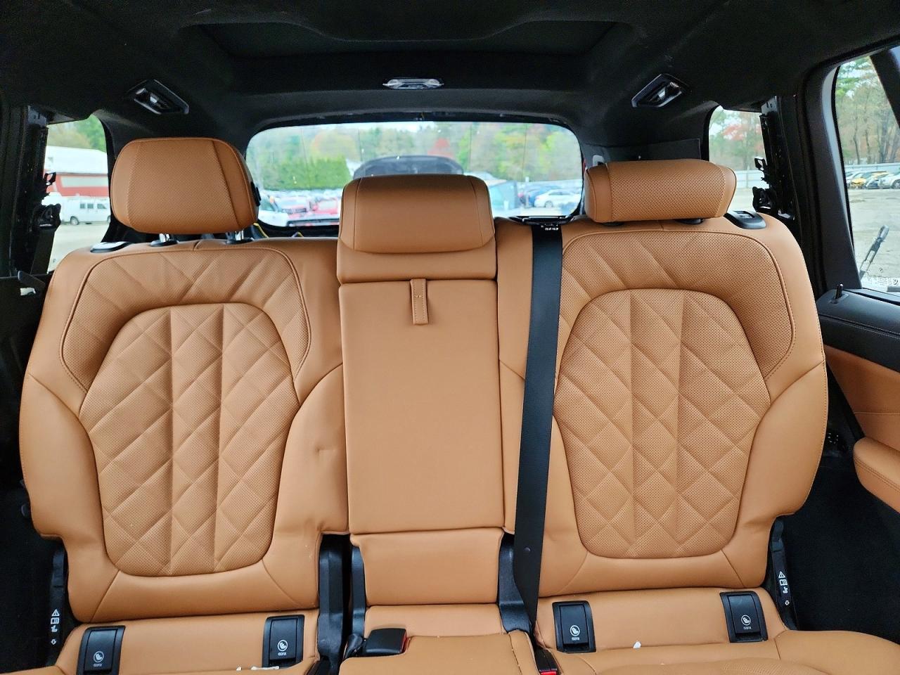 2026 BMW X7