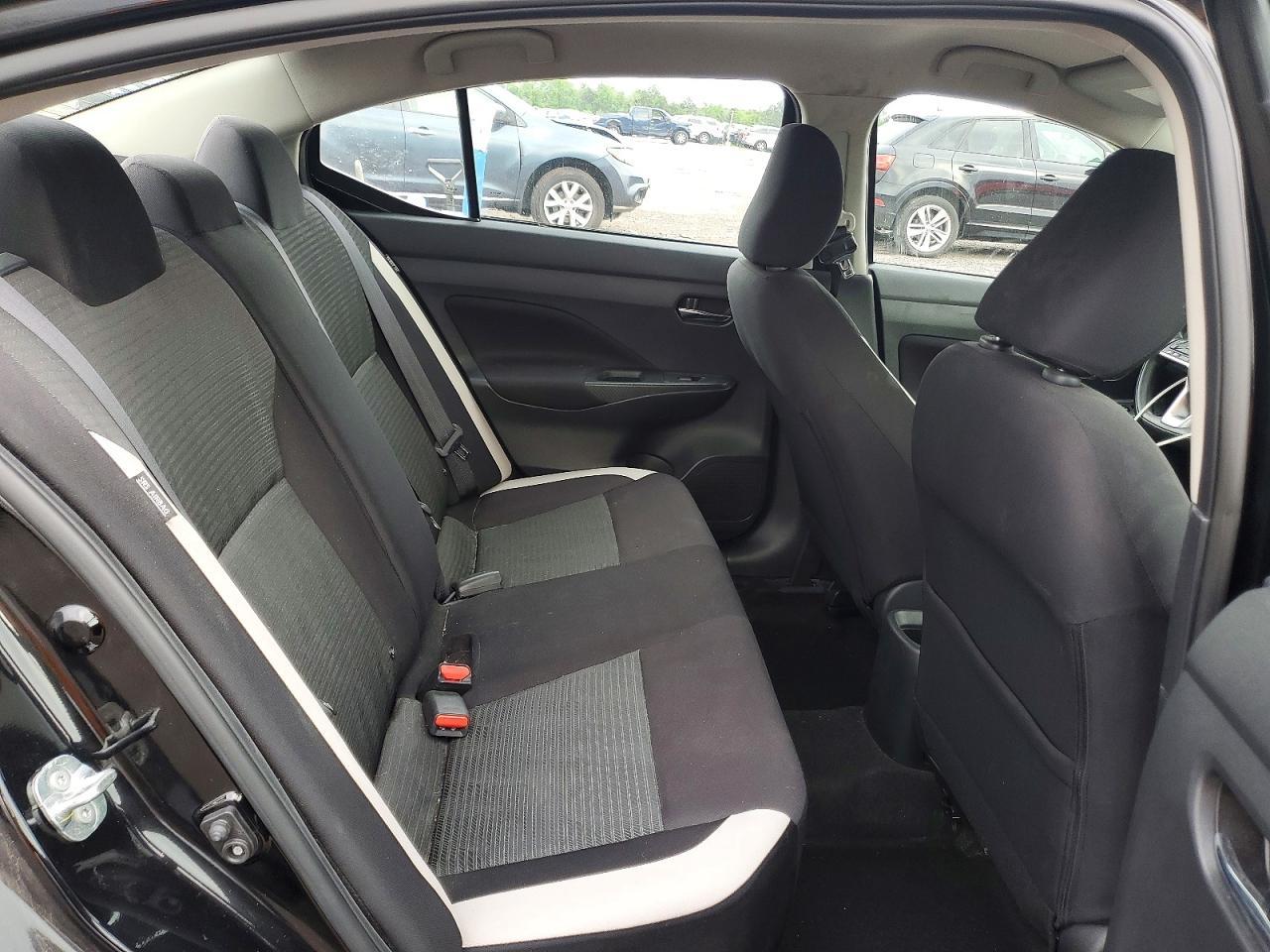 2021 NISSAN VERSA