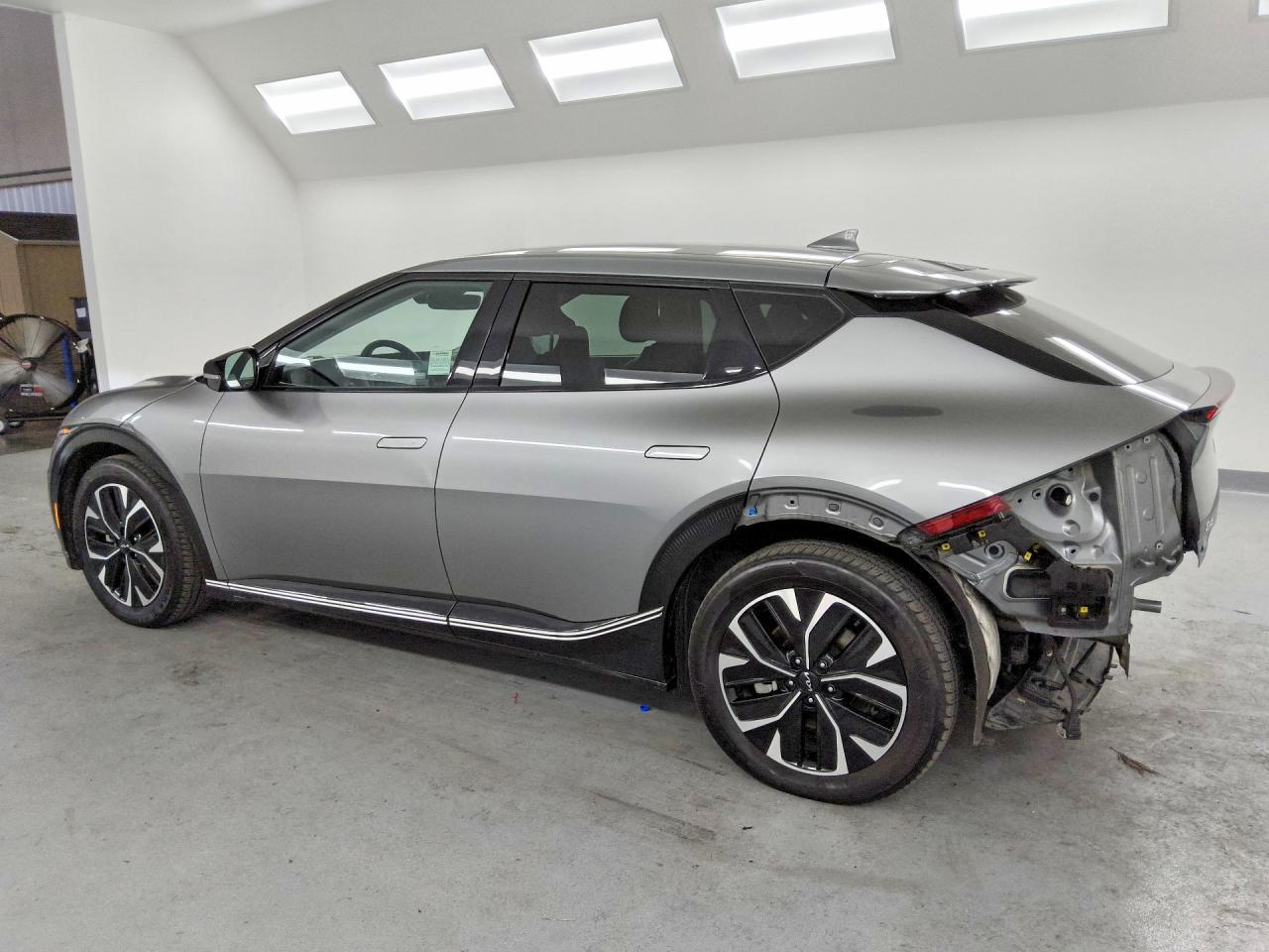2024 KIA EV6