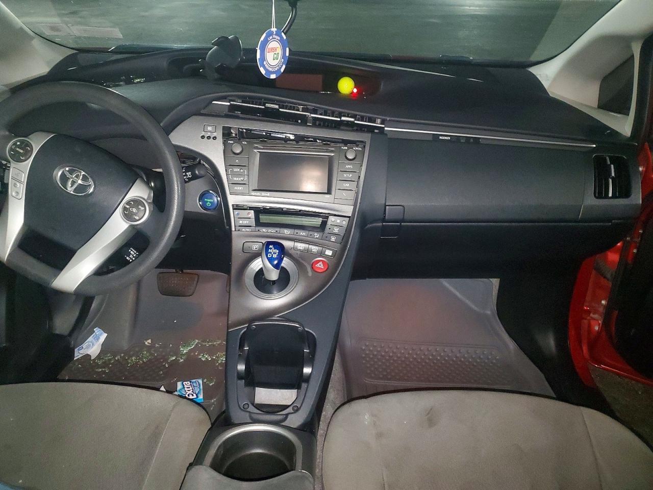 2014 TOYOTA PRIUS