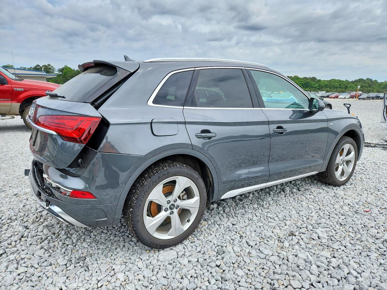 2023 AUDI Q5