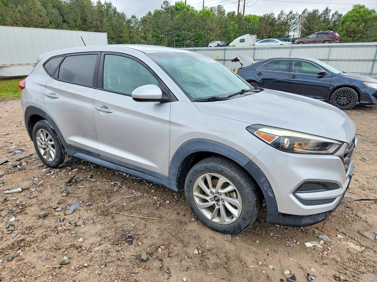 2016 HYUNDAI TUCSON