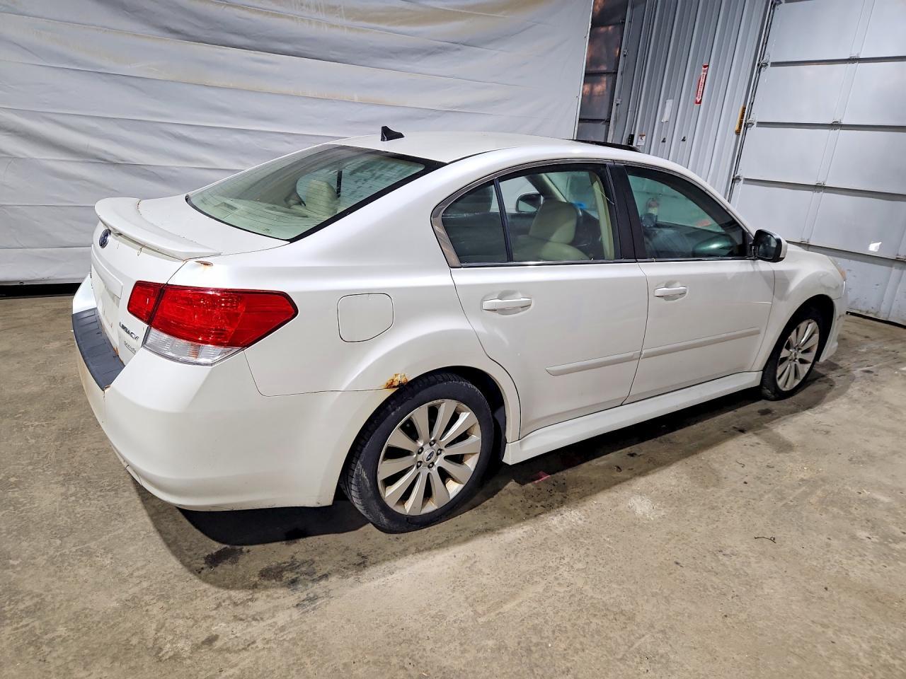 2012 SUBARU Legacy