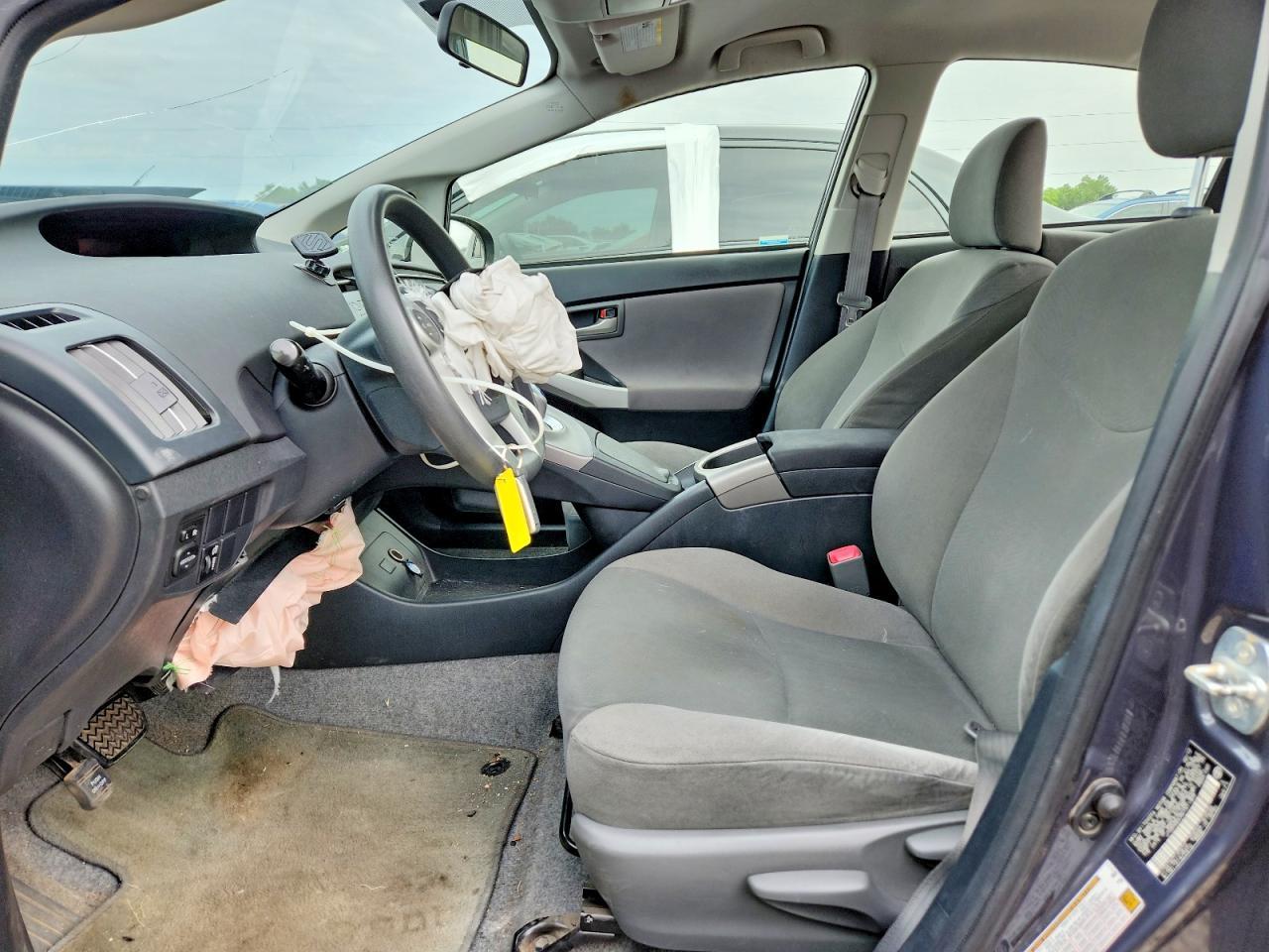 2012 TOYOTA PRIUS