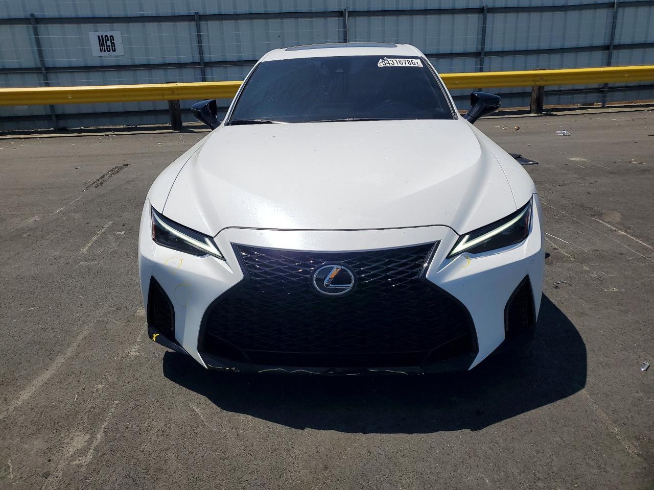 2025 LEXUS IS 350