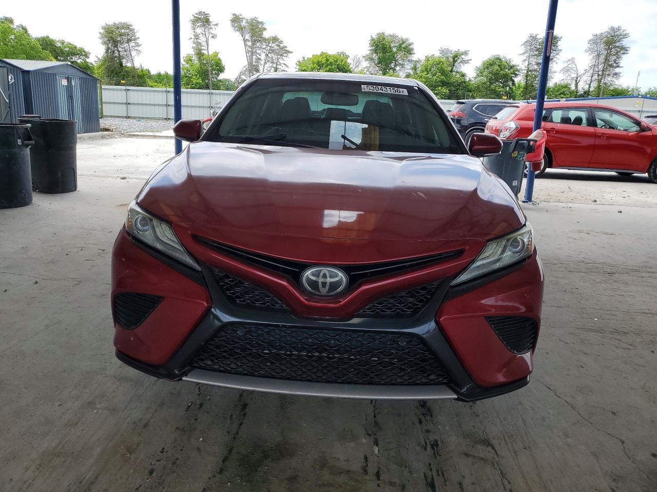 2018 TOYOTA CAMRY