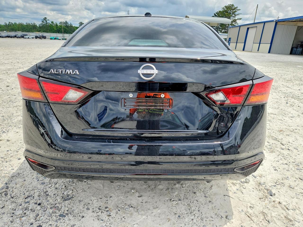 2025 NISSAN ALTIMA