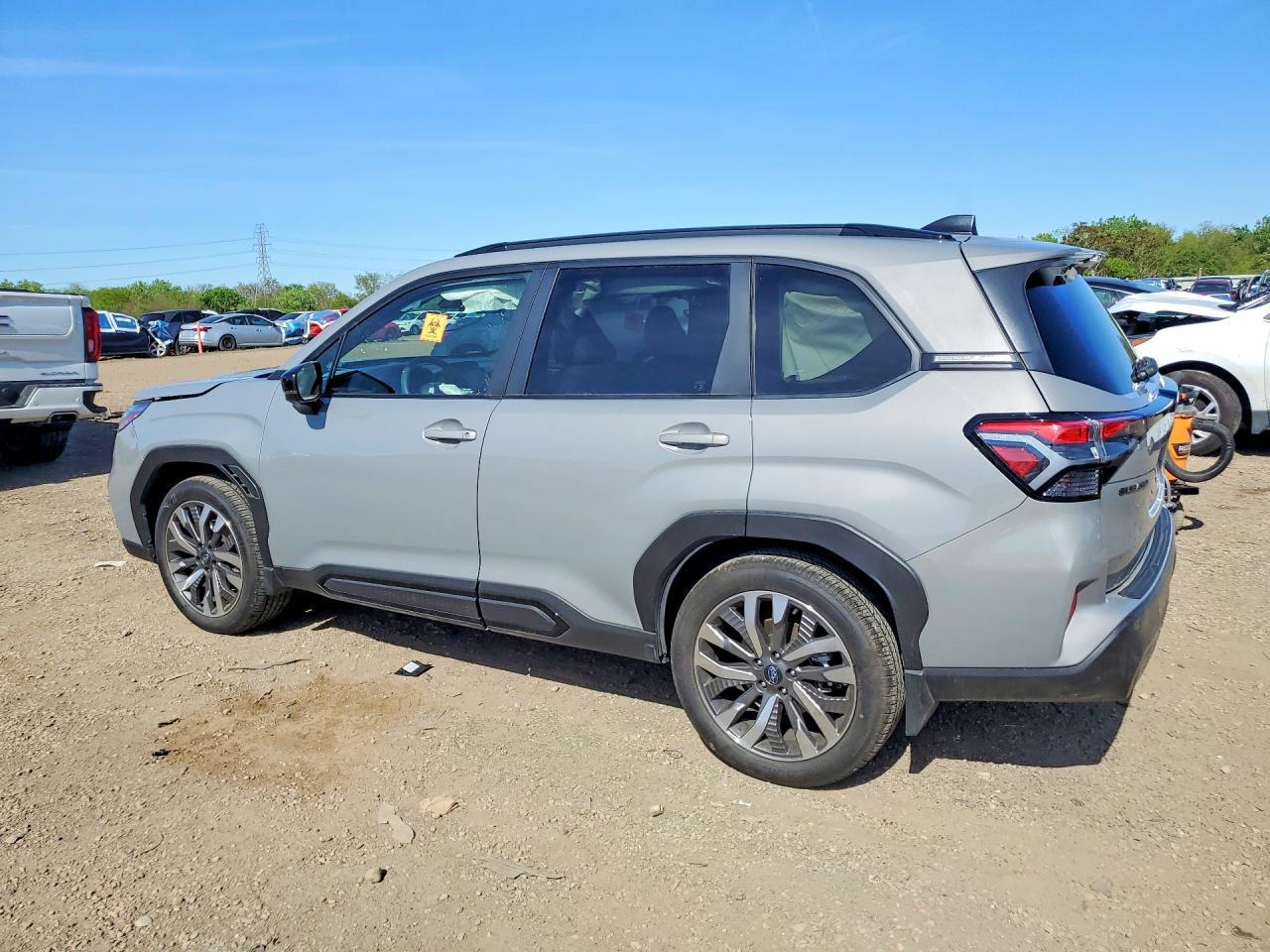 2025 SUBARU FORESTER