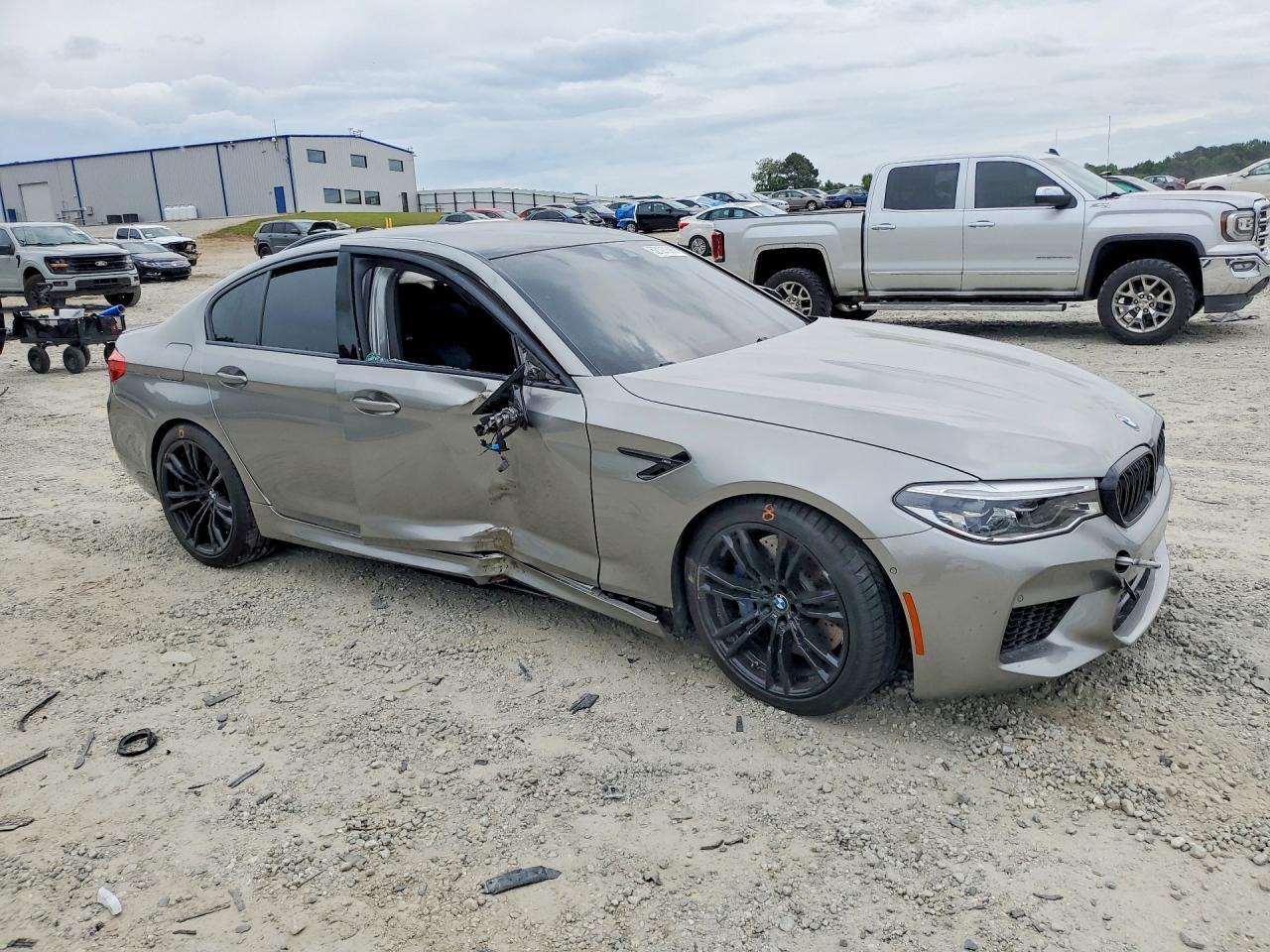 2020 BMW M5