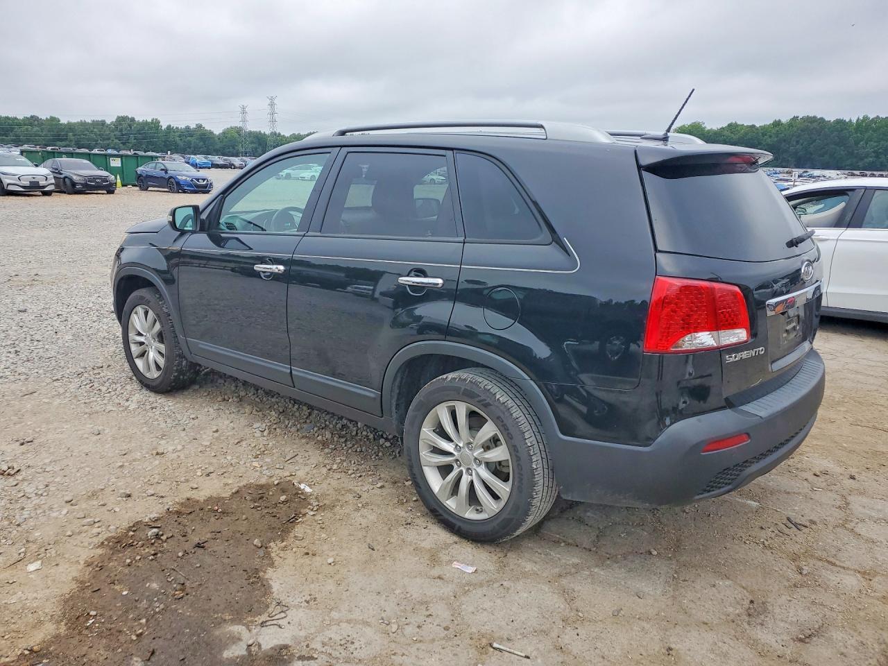 2011 KIA SORENTO