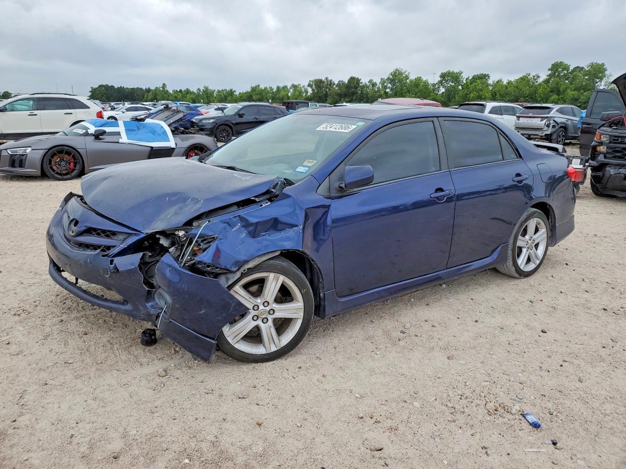 2013 TOYOTA COROLLA