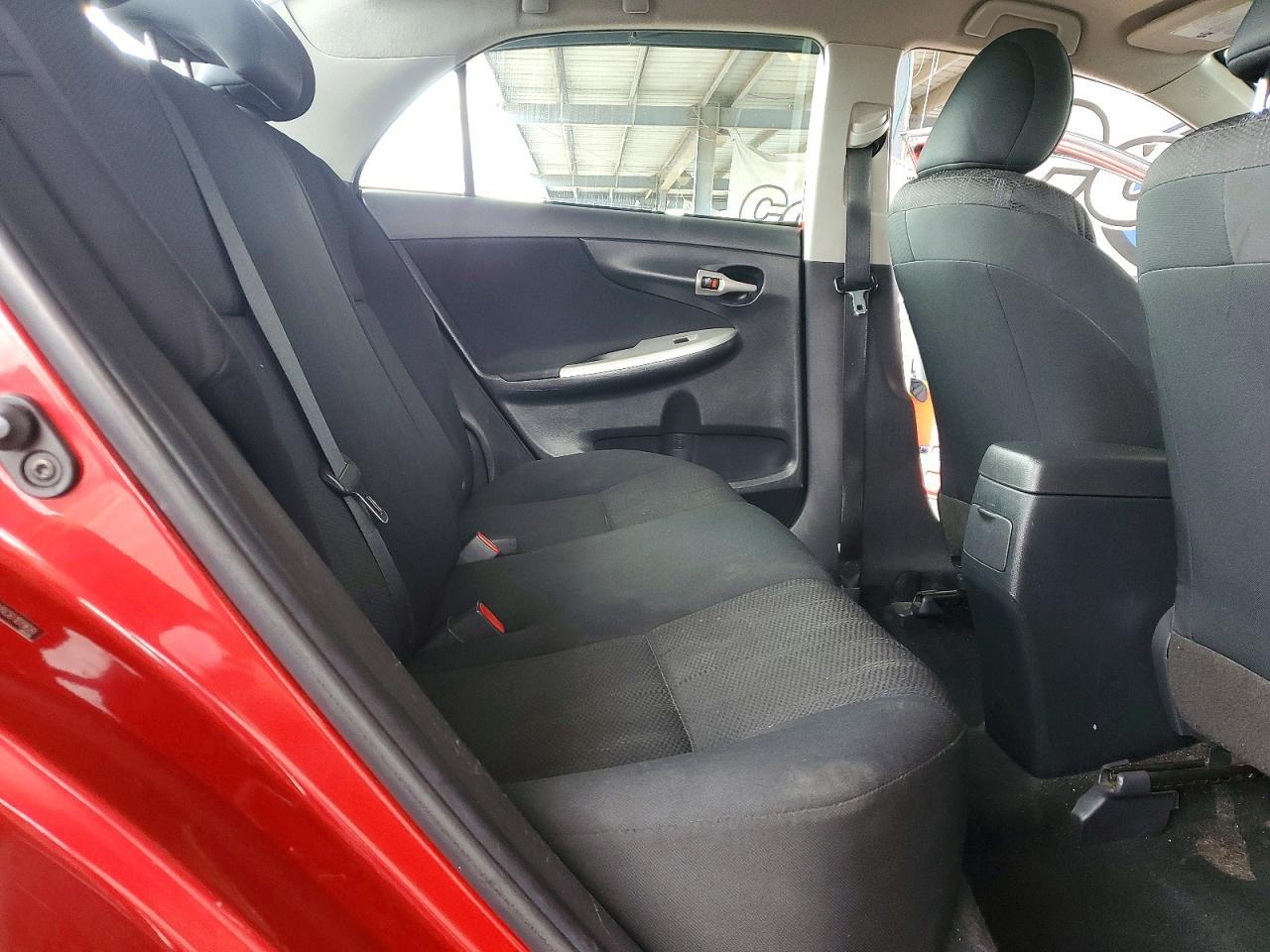 2011 TOYOTA COROLLA