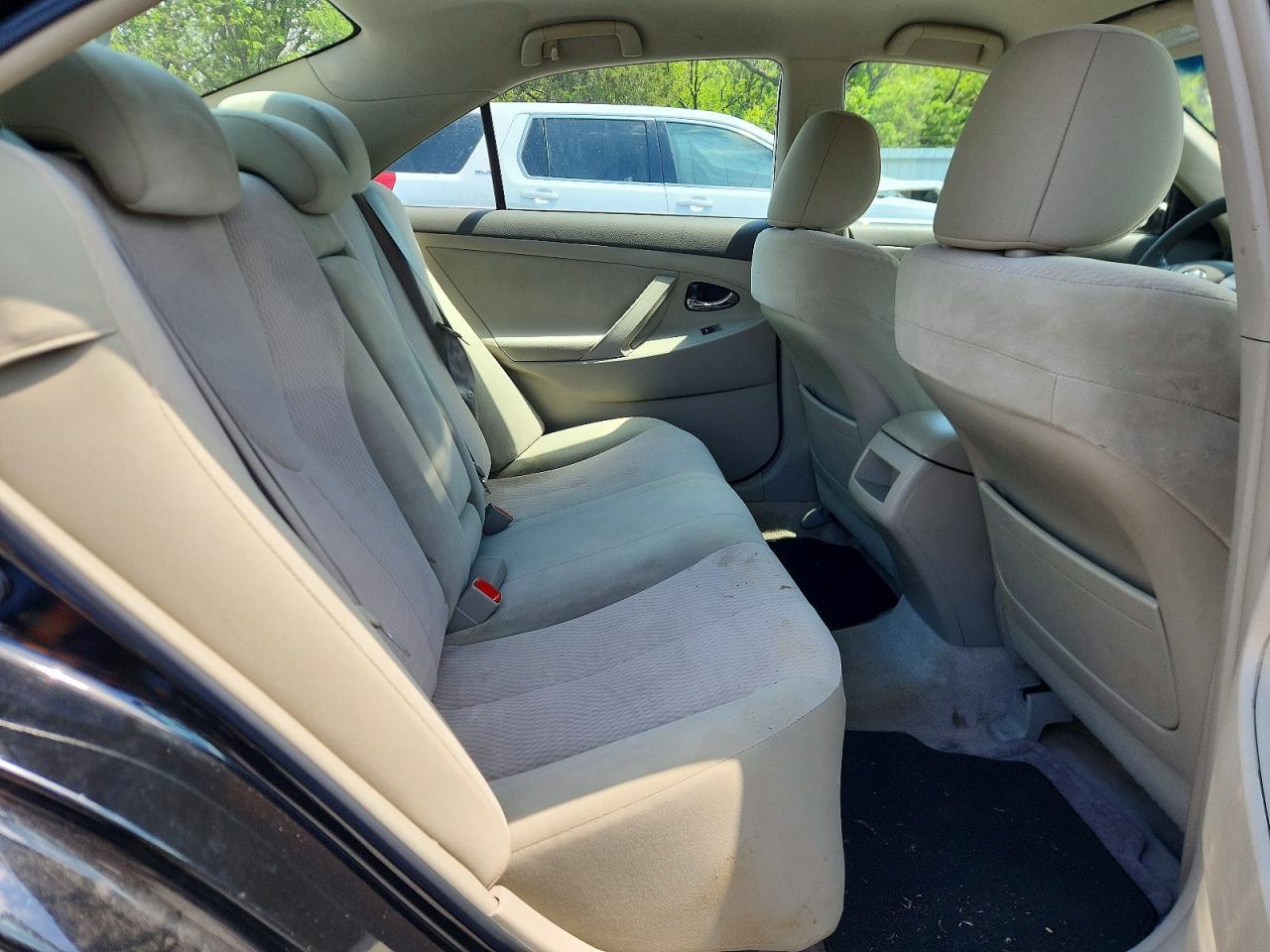 2011 TOYOTA CAMRY