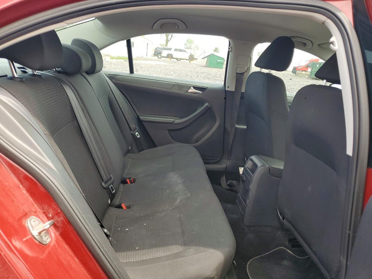 2016 VOLKSWAGEN JETTA
