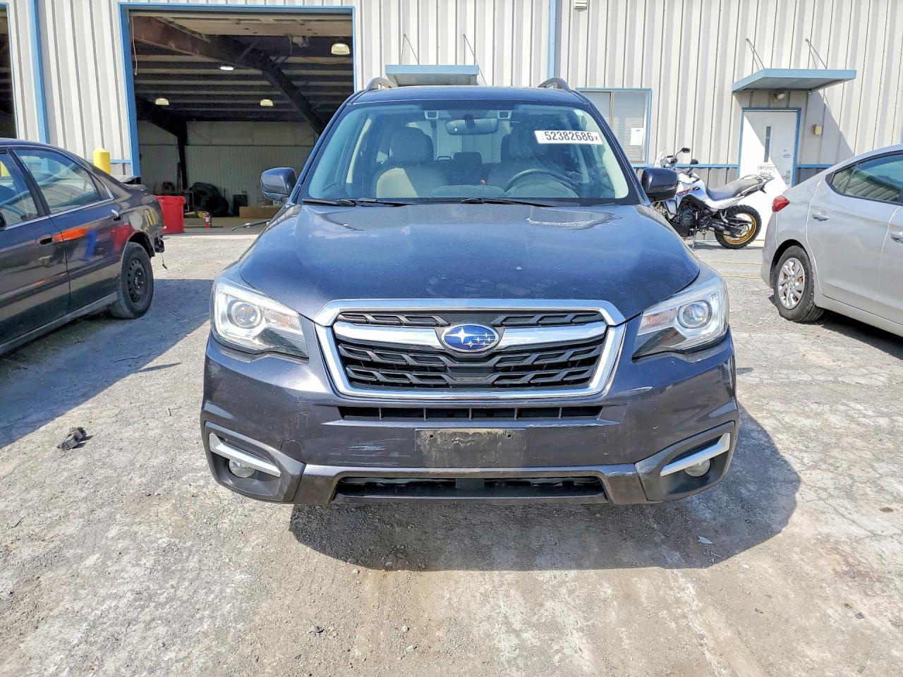 2017 SUBARU FORESTER