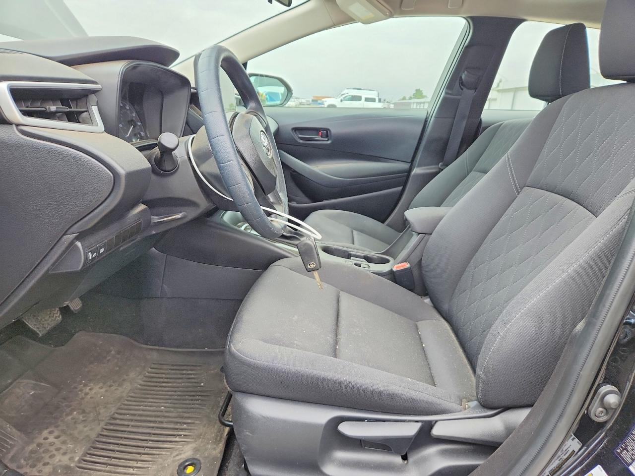 2025 TOYOTA COROLLA