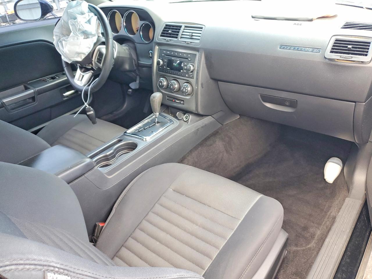 2014 DODGE Challenger