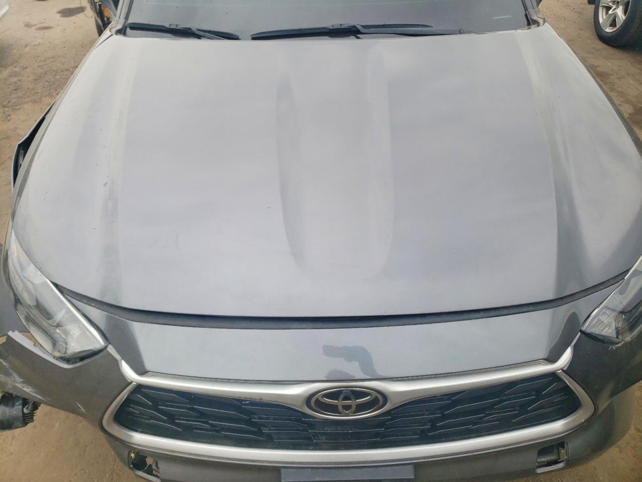 2022 TOYOTA HIGHLANDER