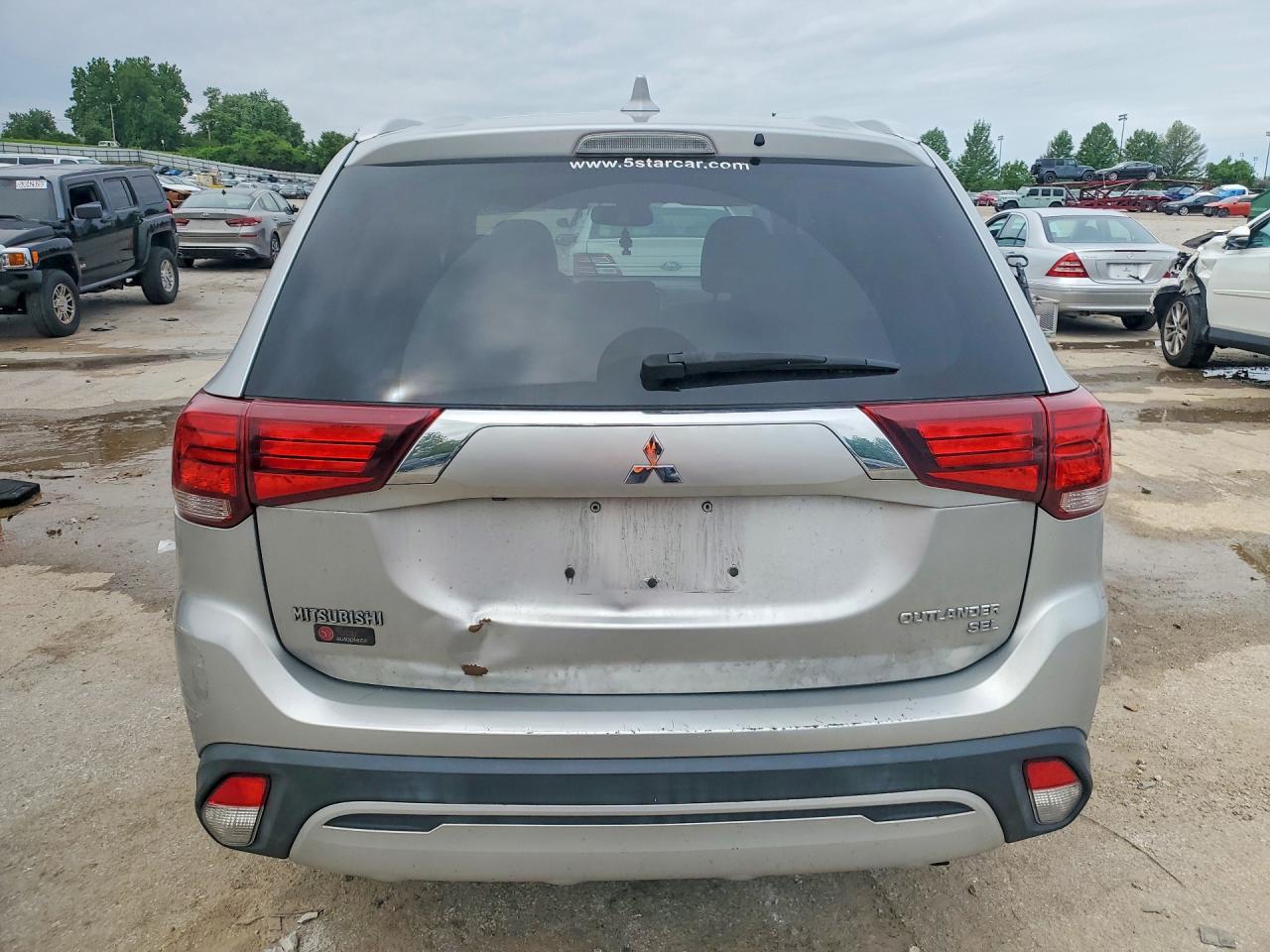 2019 MITSUBISHI outlander
