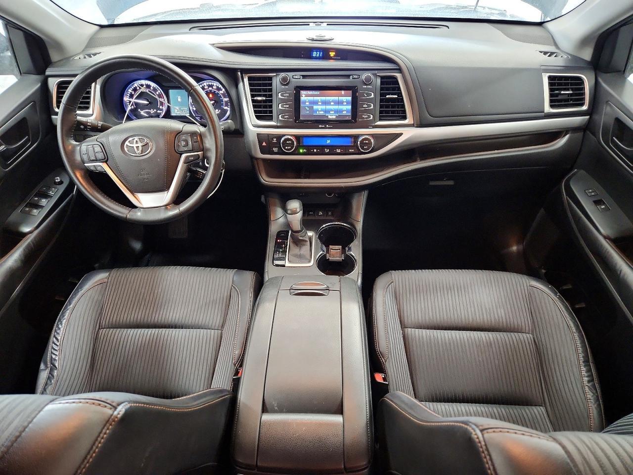 2015 TOYOTA HIGHLANDER