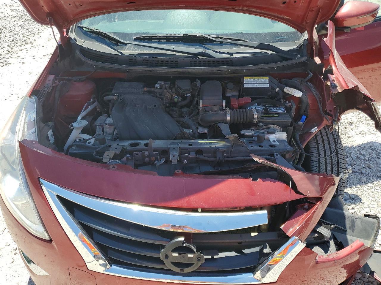2016 NISSAN VERSA