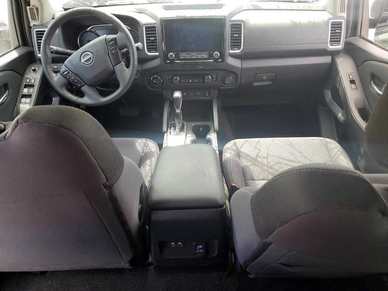 2023 NISSAN Frontier