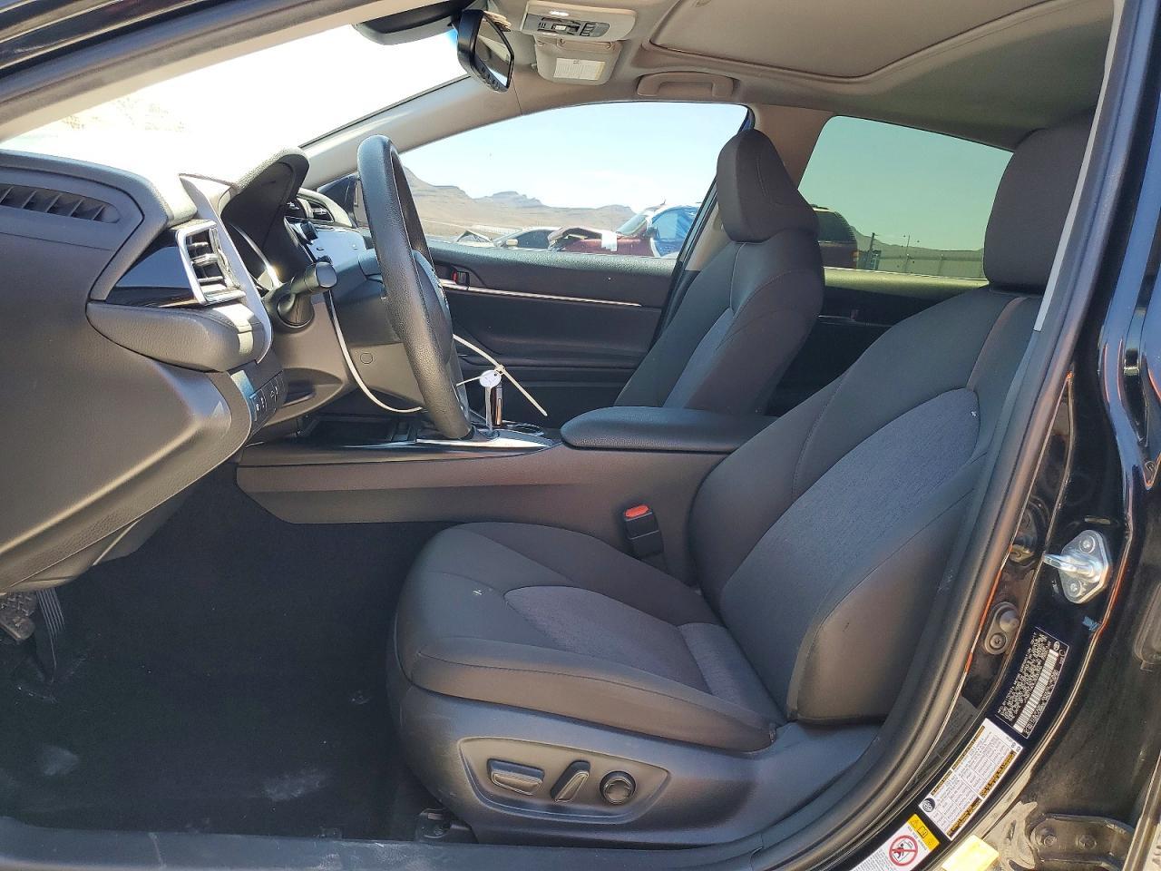 2018 TOYOTA CAMRY