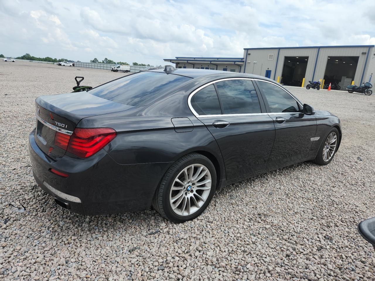 2013 BMW 7 series