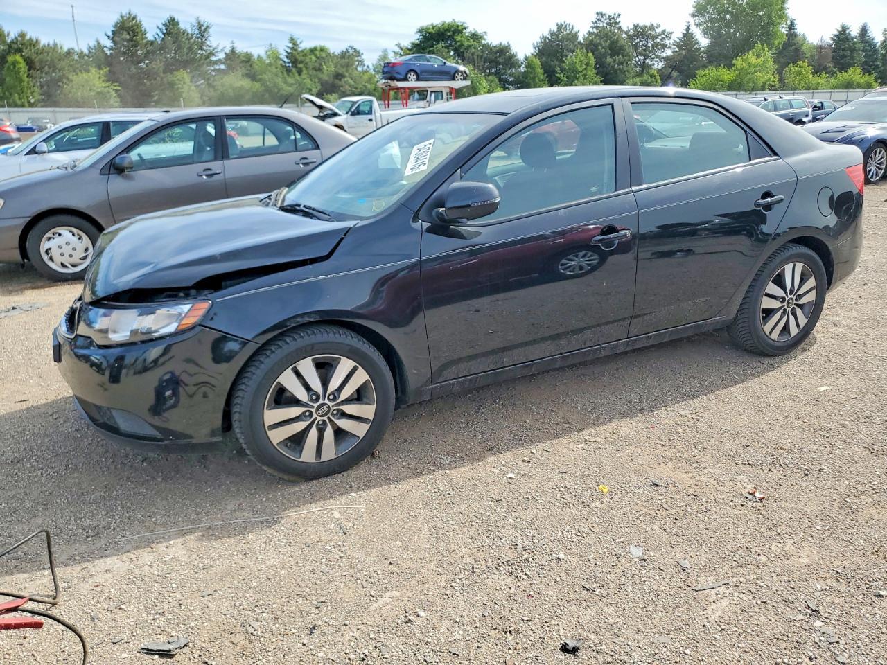 2013 KIA FORTE