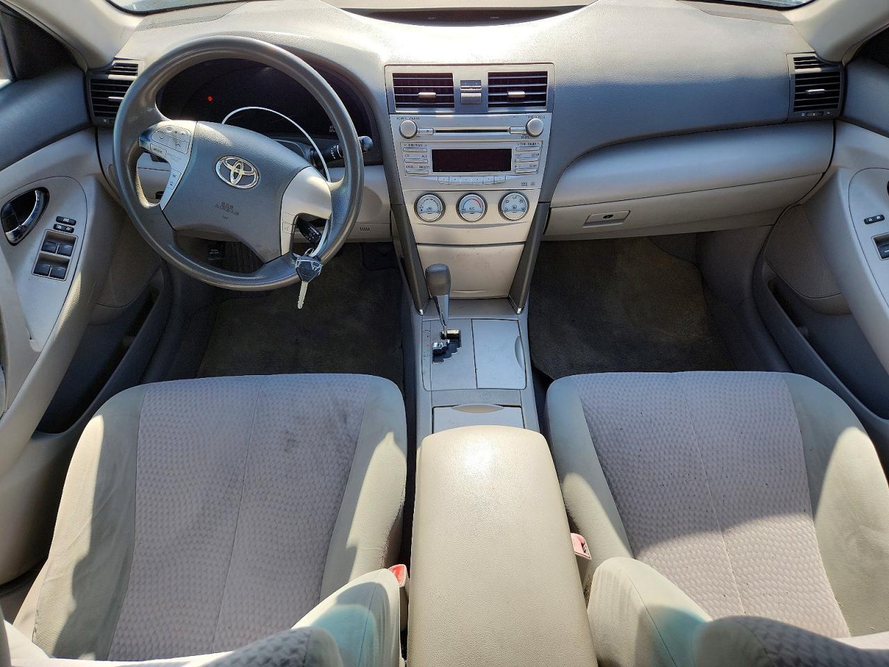2011 TOYOTA CAMRY