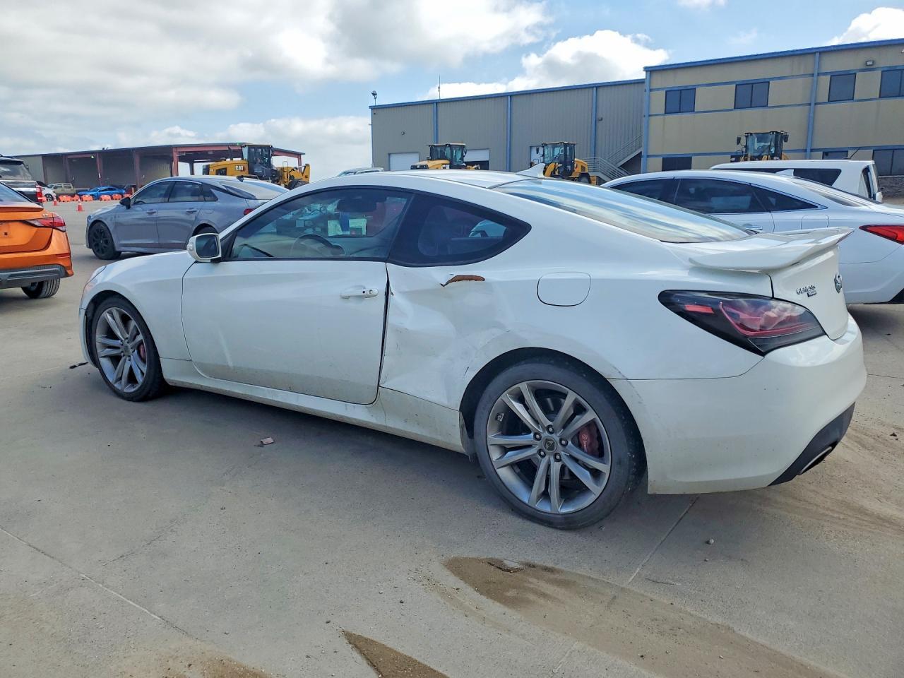 2010 HYUNDAI GENESIS