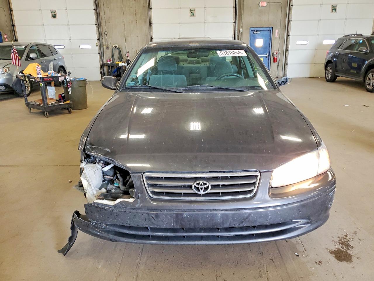 2001 TOYOTA CAMRY