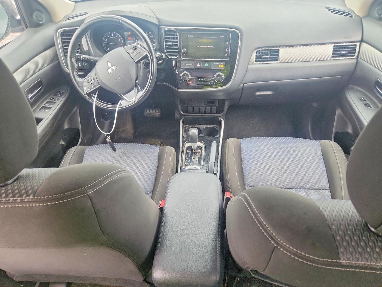 2018 MITSUBISHI outlander