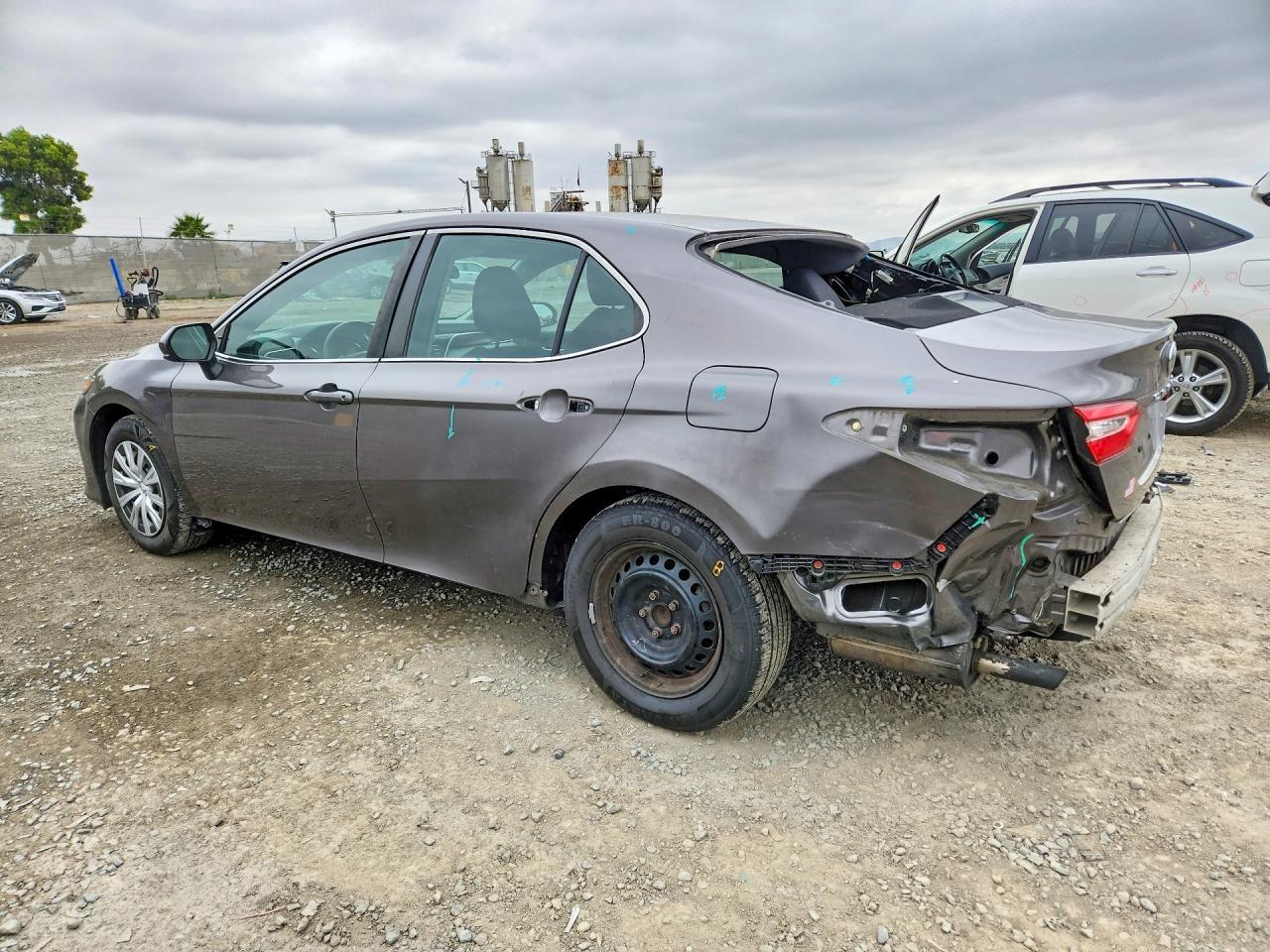 2018 TOYOTA CAMRY