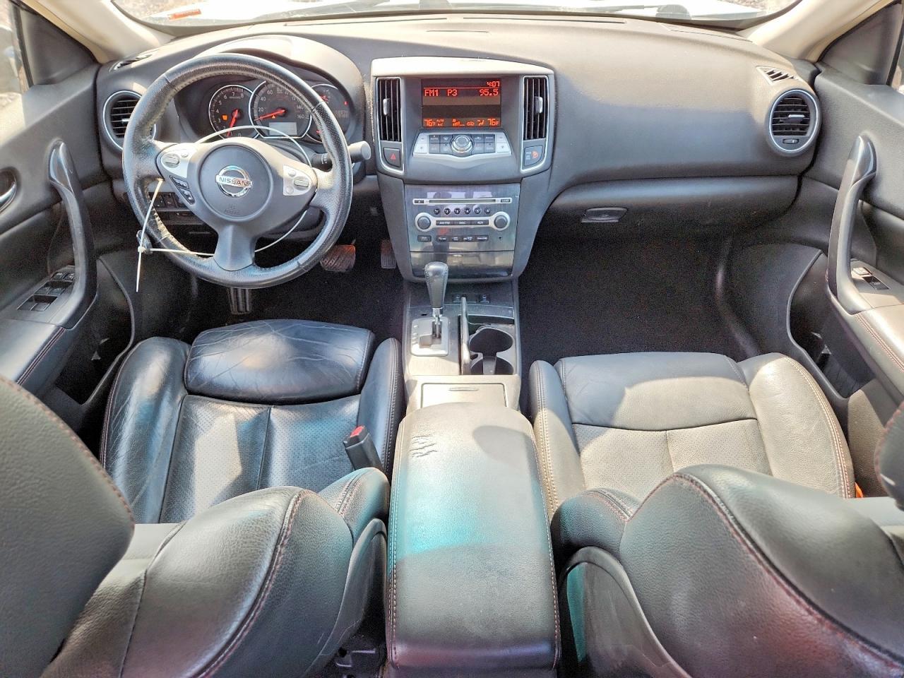 2012 NISSAN Maxima