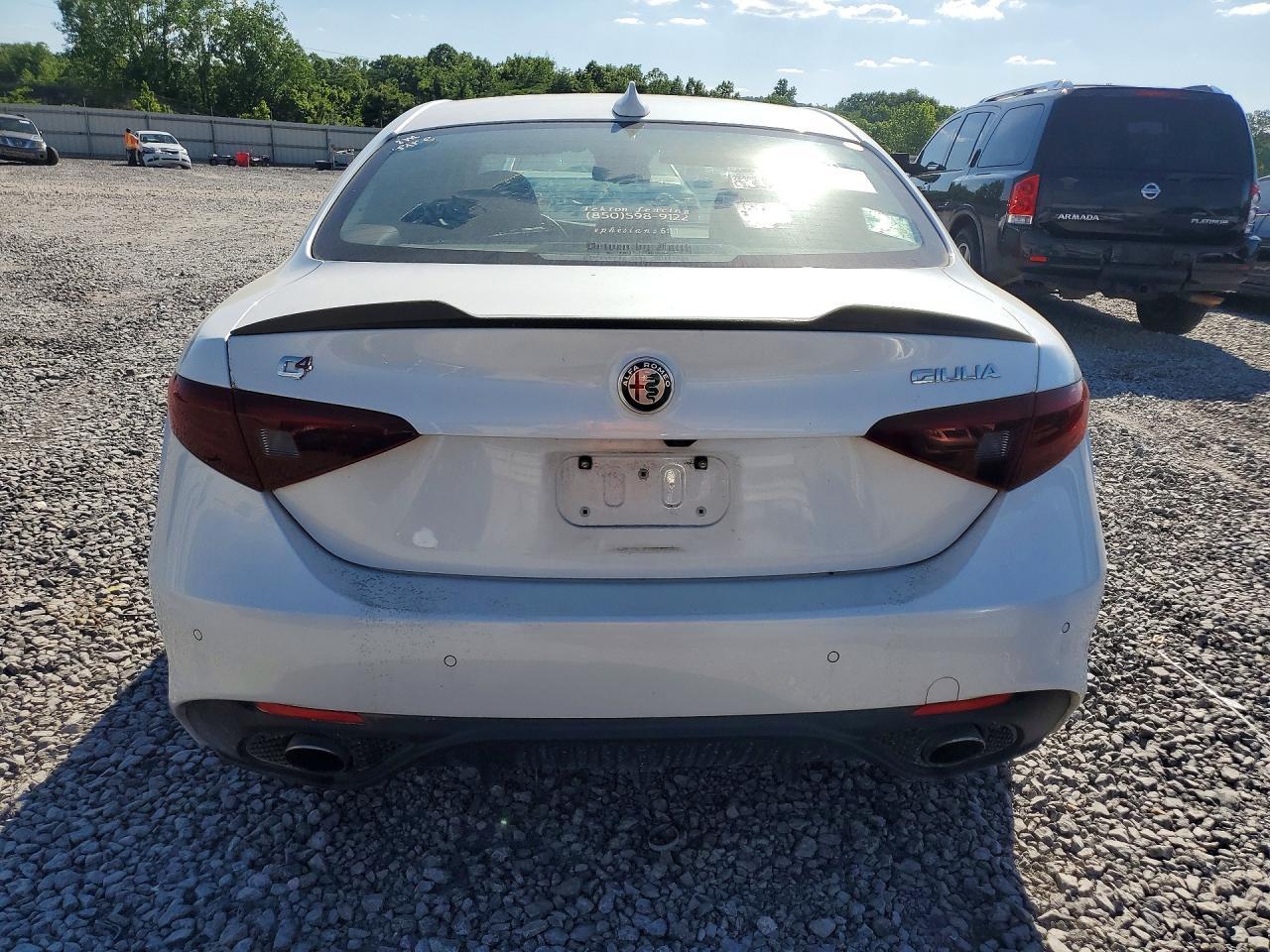 2017 ALFA ROMEO Giulia