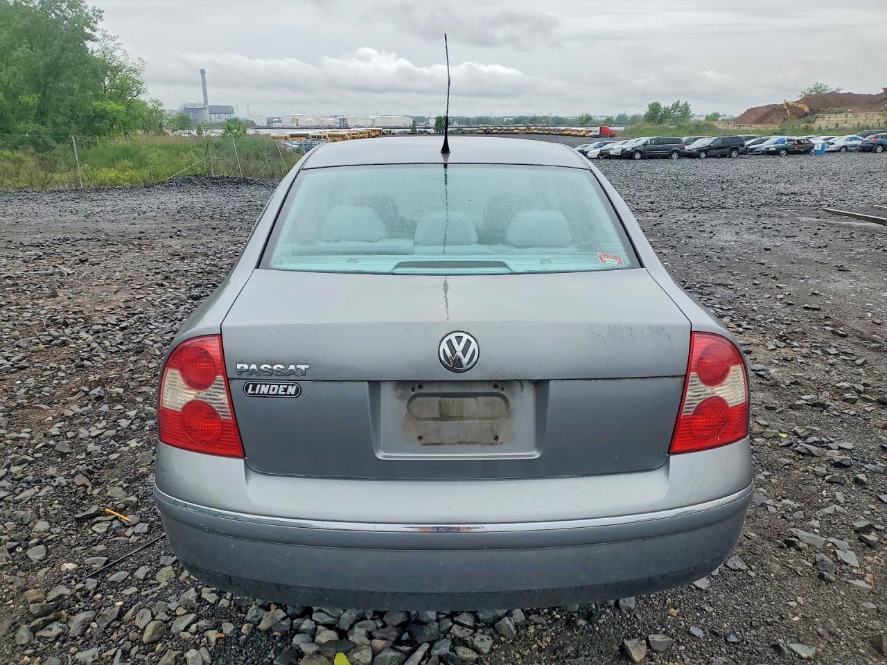 2002 VOLKSWAGEN Passat
