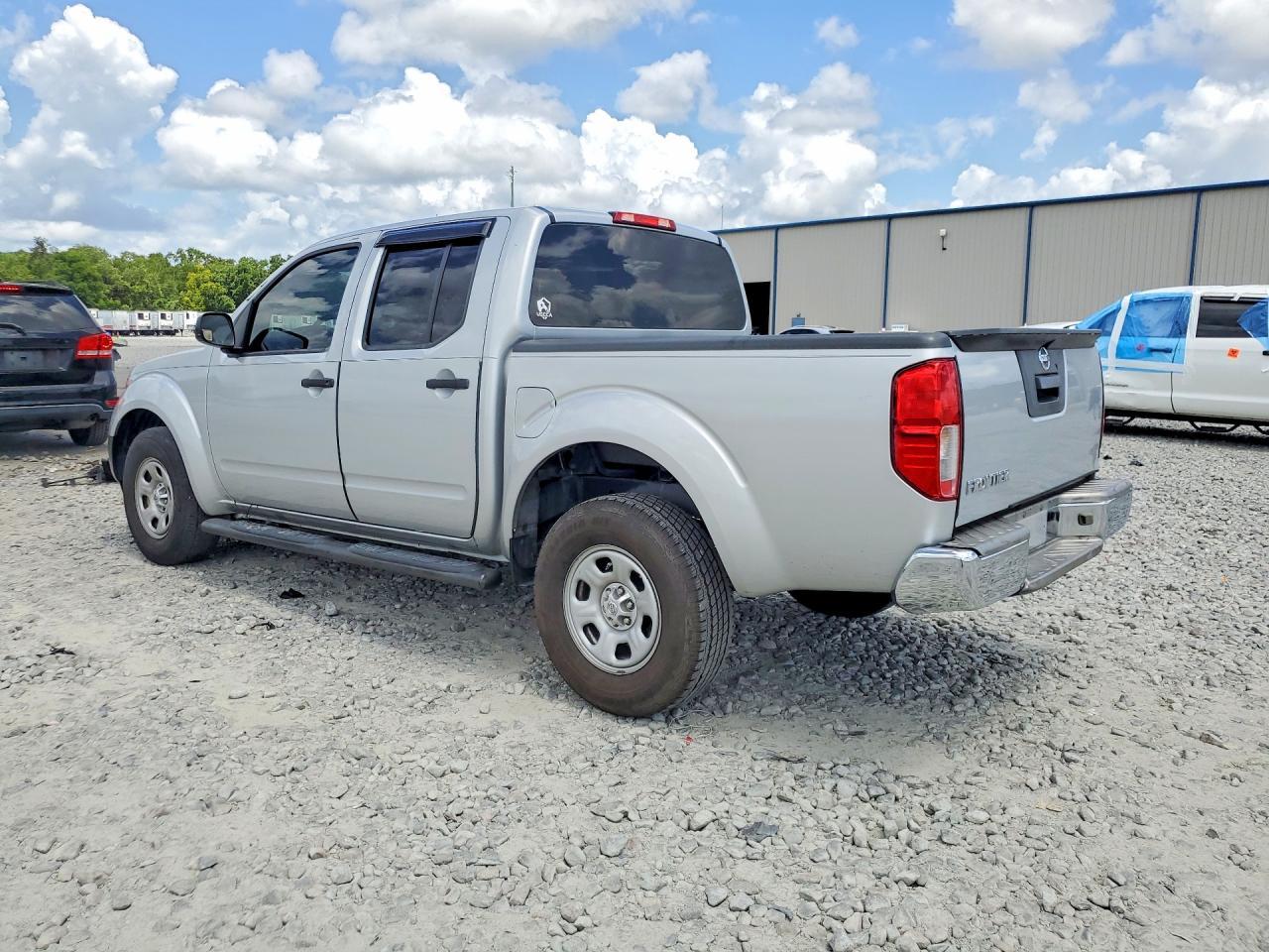 2016 NISSAN Frontier