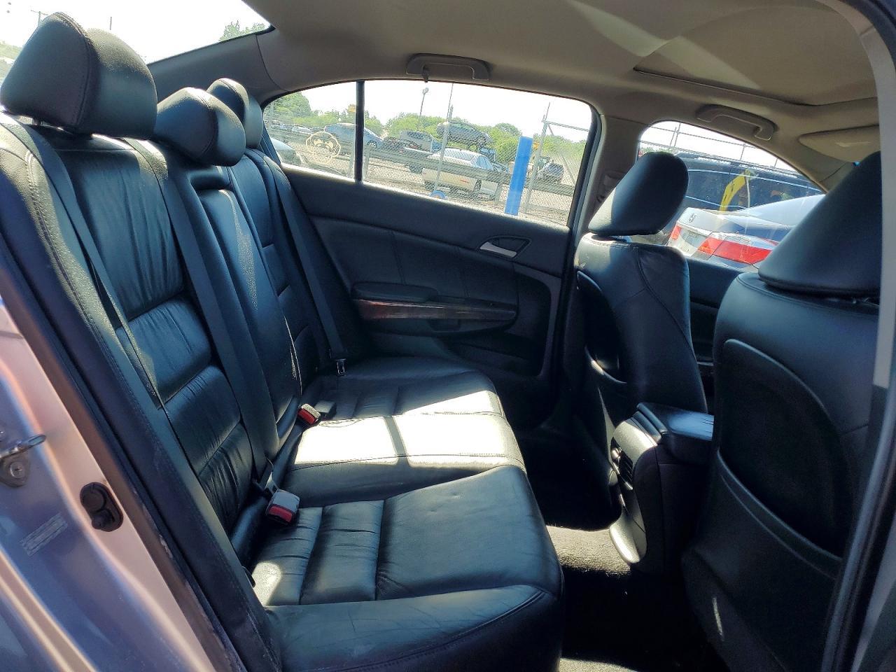 2011 HONDA ACCORD