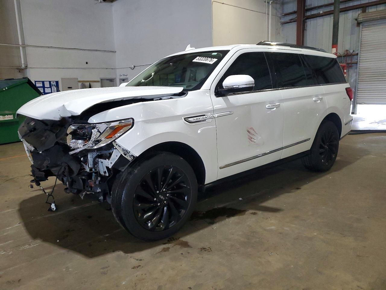 2021 LINCOLN Navigator