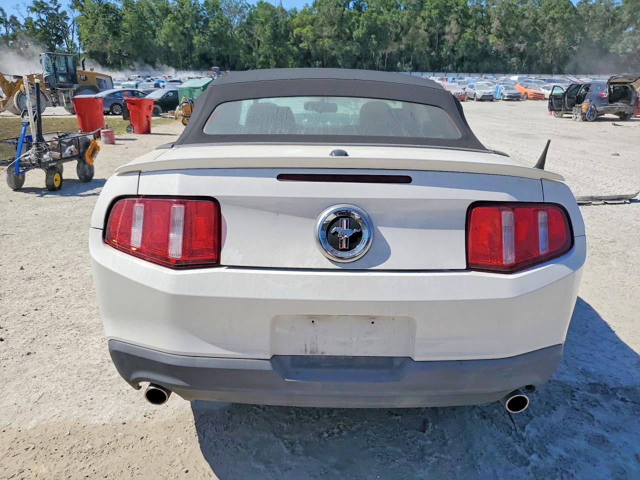 2012 FORD MUSTANG