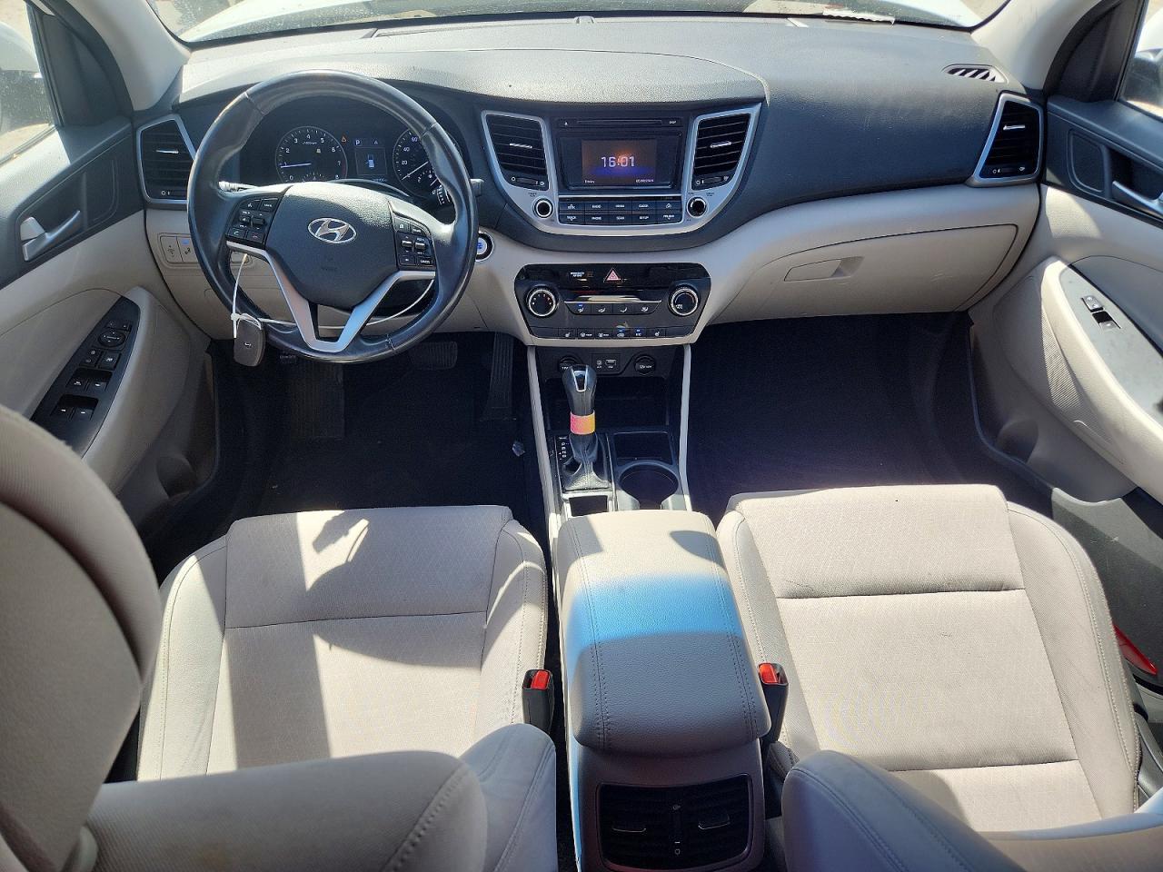 2017 HYUNDAI TUCSON