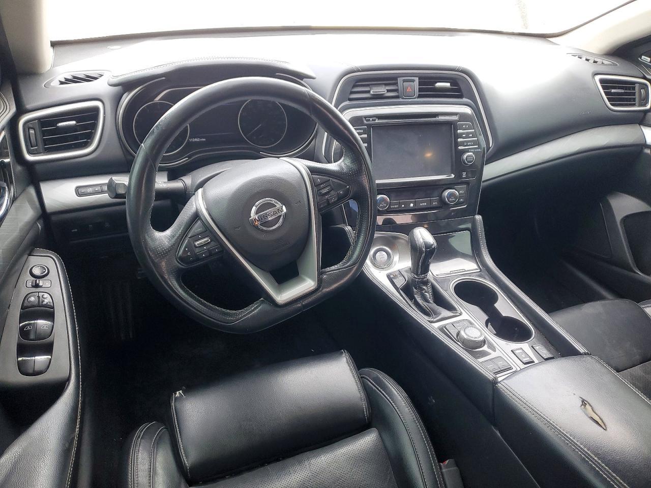 2017 NISSAN Maxima