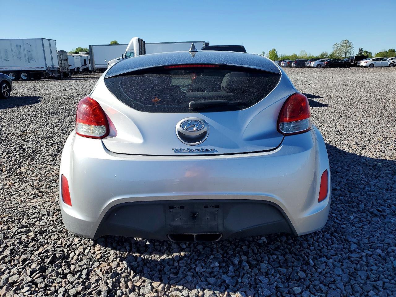 2012 HYUNDAI VELOSTER