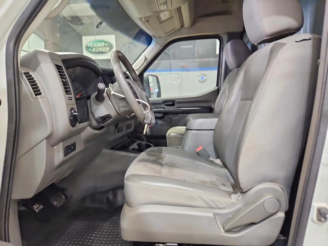 2016 NISSAN NV 2500