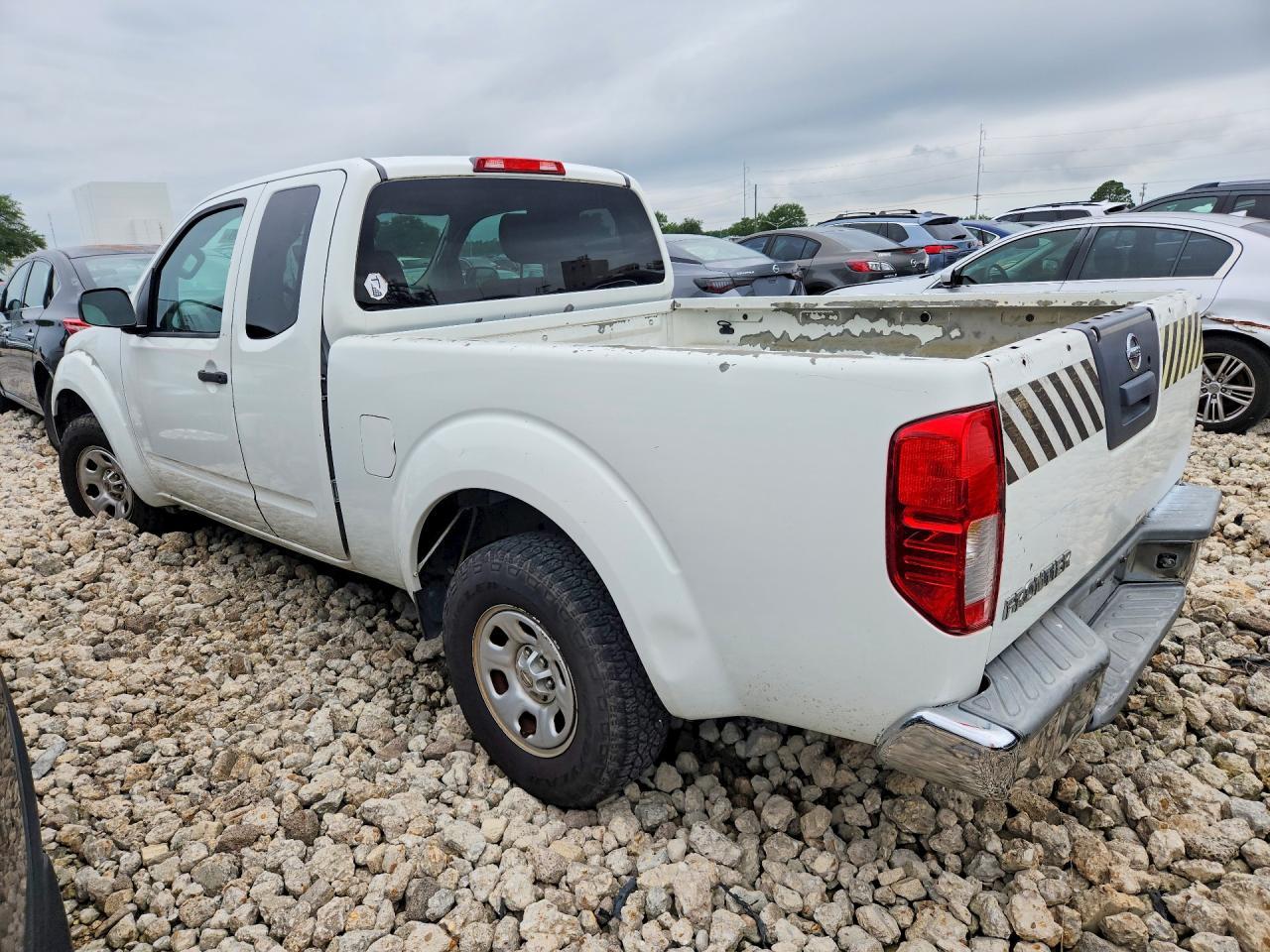 2016 NISSAN Frontier