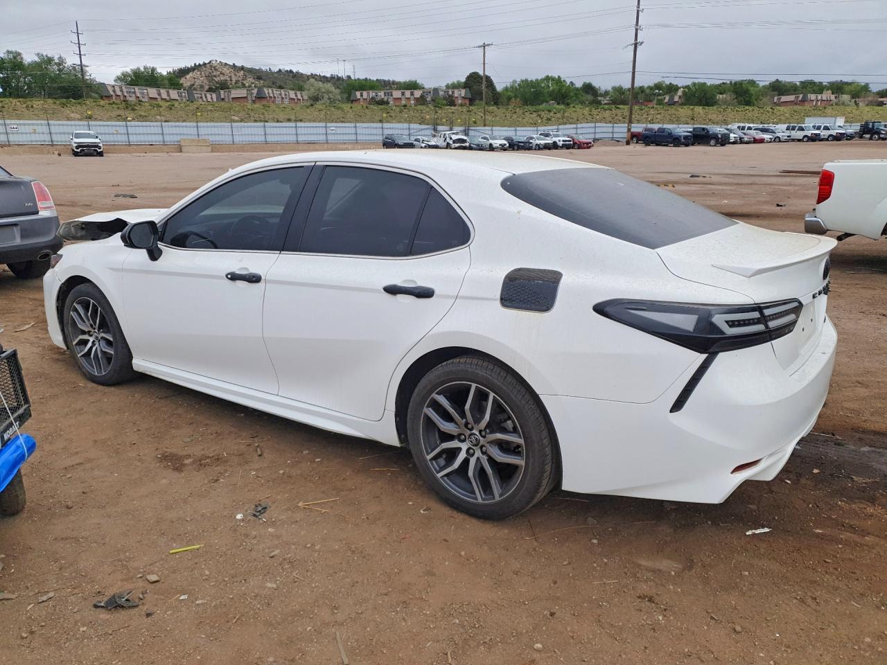 2018 TOYOTA CAMRY