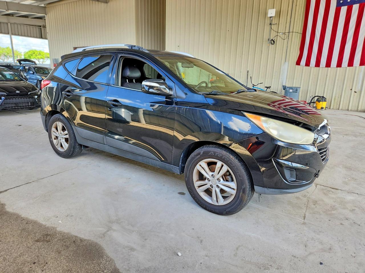 2012 HYUNDAI TUCSON