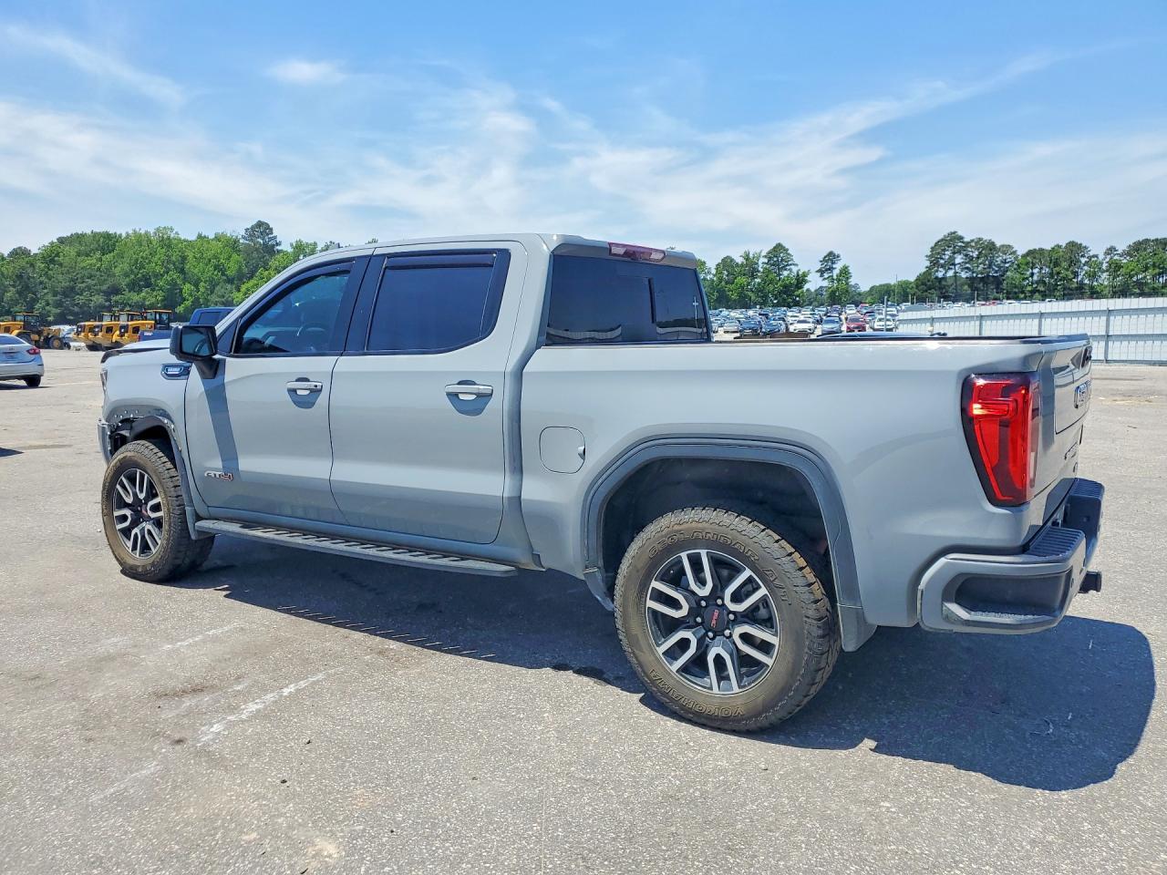 2024 GMC Sierra