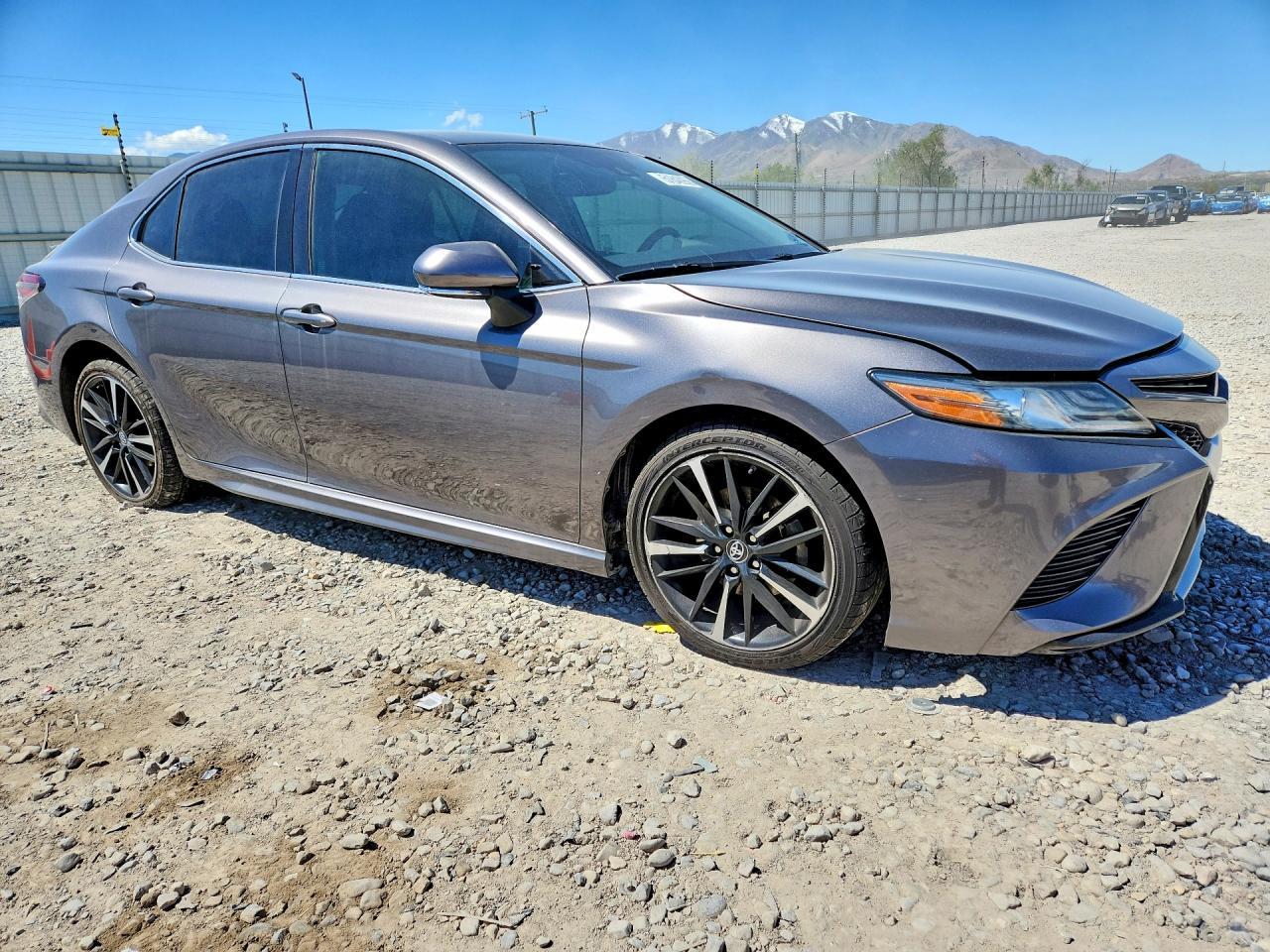 2019 TOYOTA CAMRY